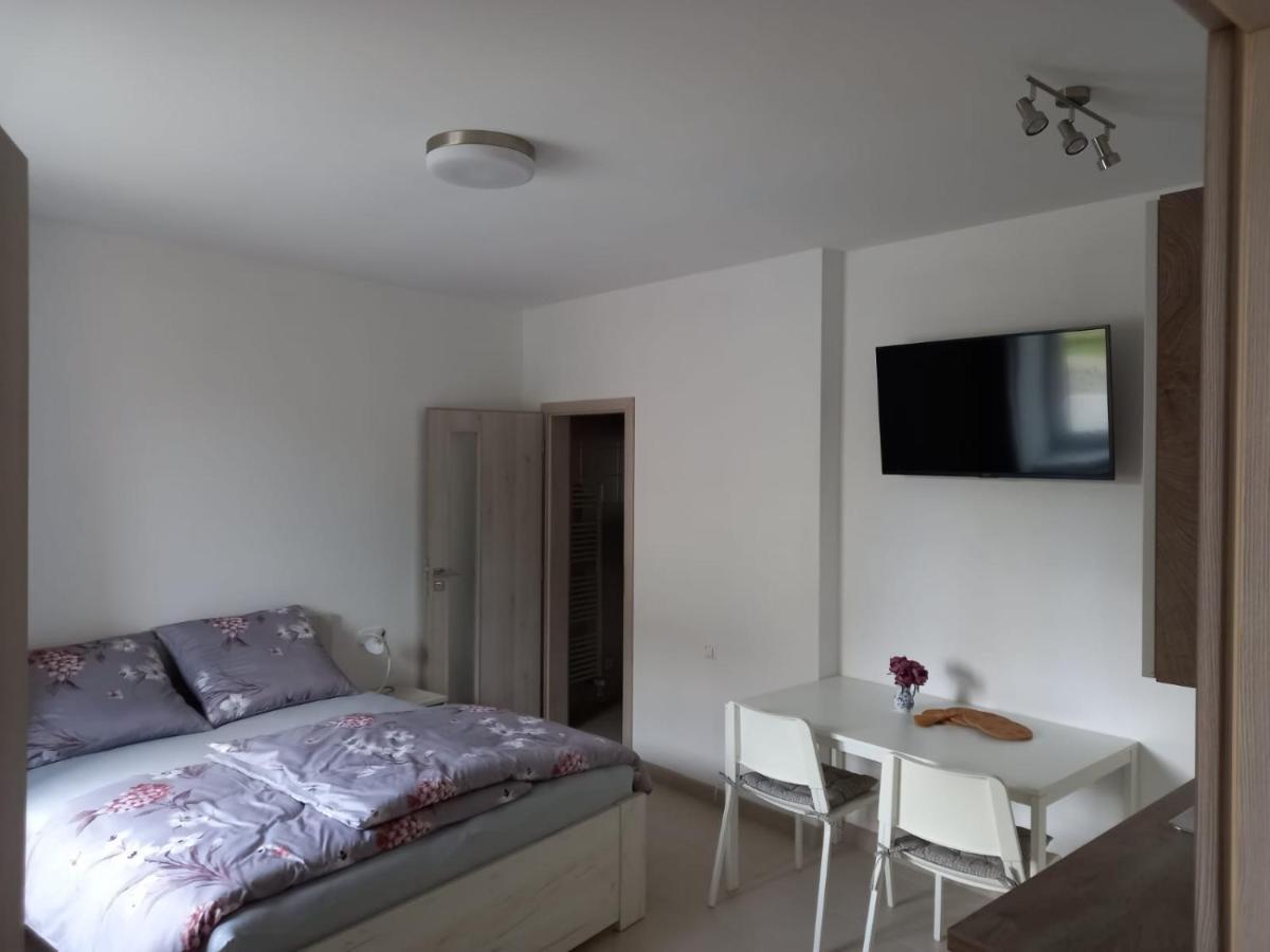 Penzion U Strejcku Veselí nad Lužnicí Bagian luar foto